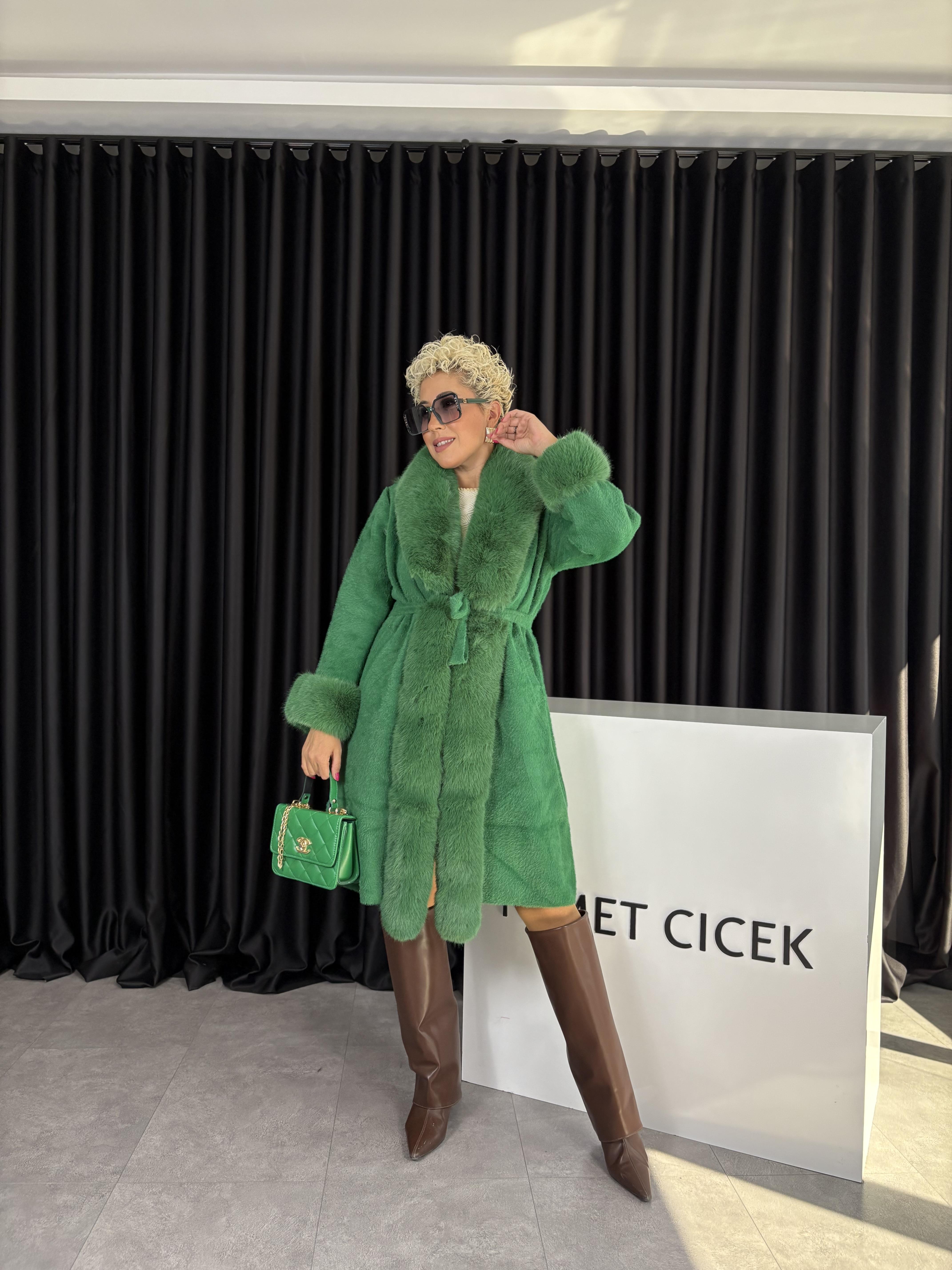 İthal Angora Yeşil Uzun Kürk