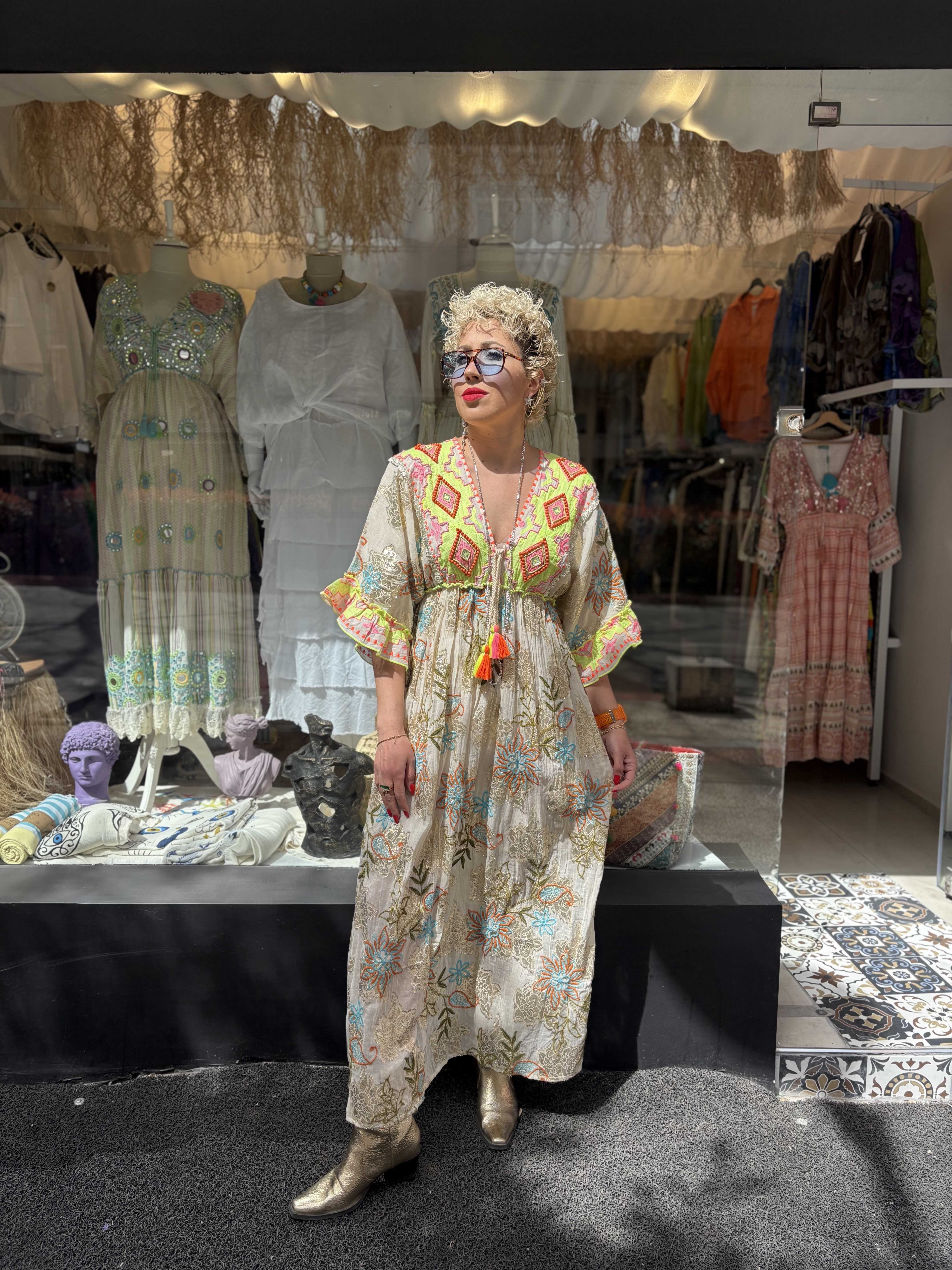 İthal Boncuk Detaylı Elbise