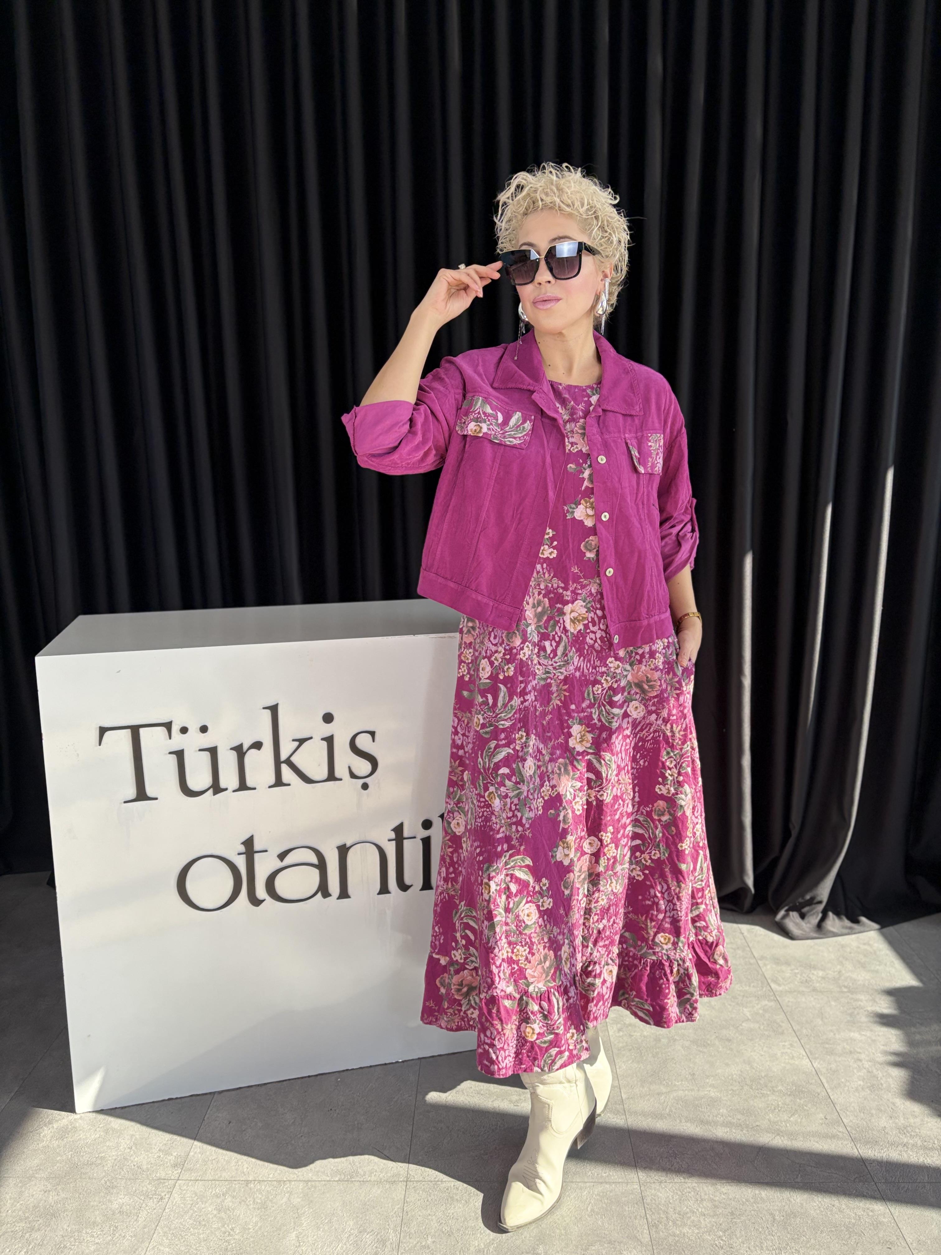 İthal Ceketli Pembe Kadife Elbise