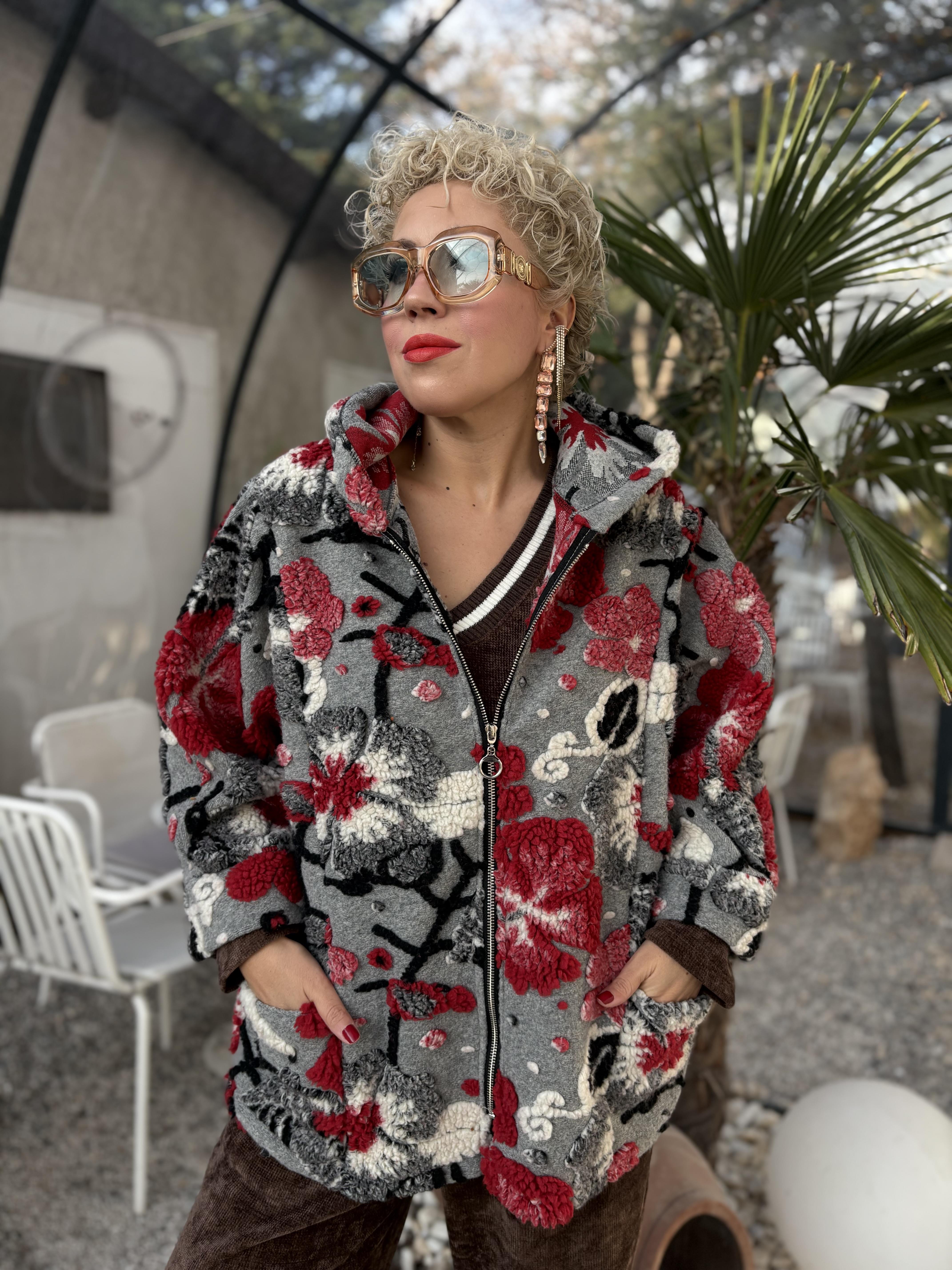 İthal Kapşonlu Kısa Keçe Ceket 5