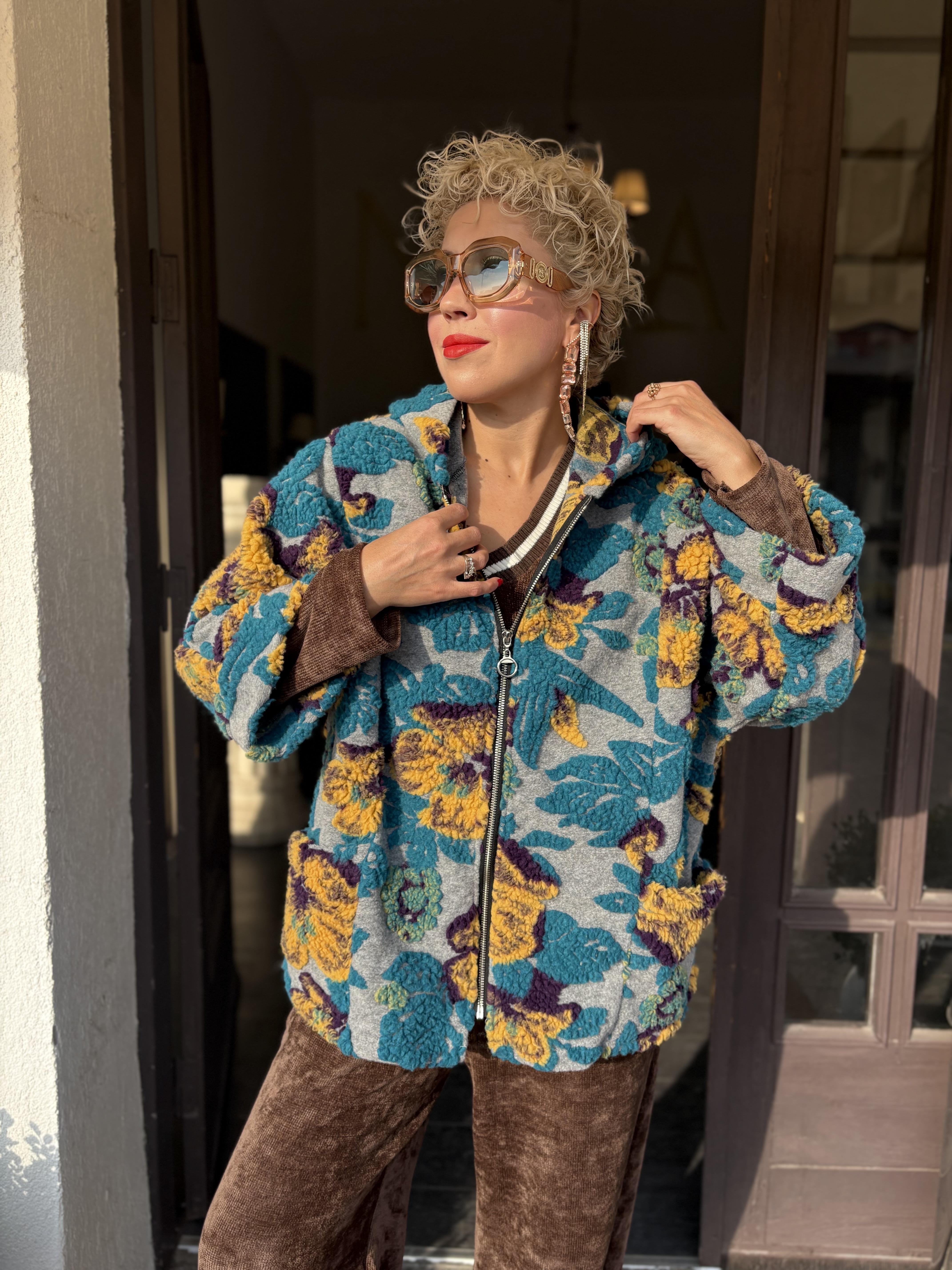 İthal Kapşonlu Kısa Keçe Ceket 6