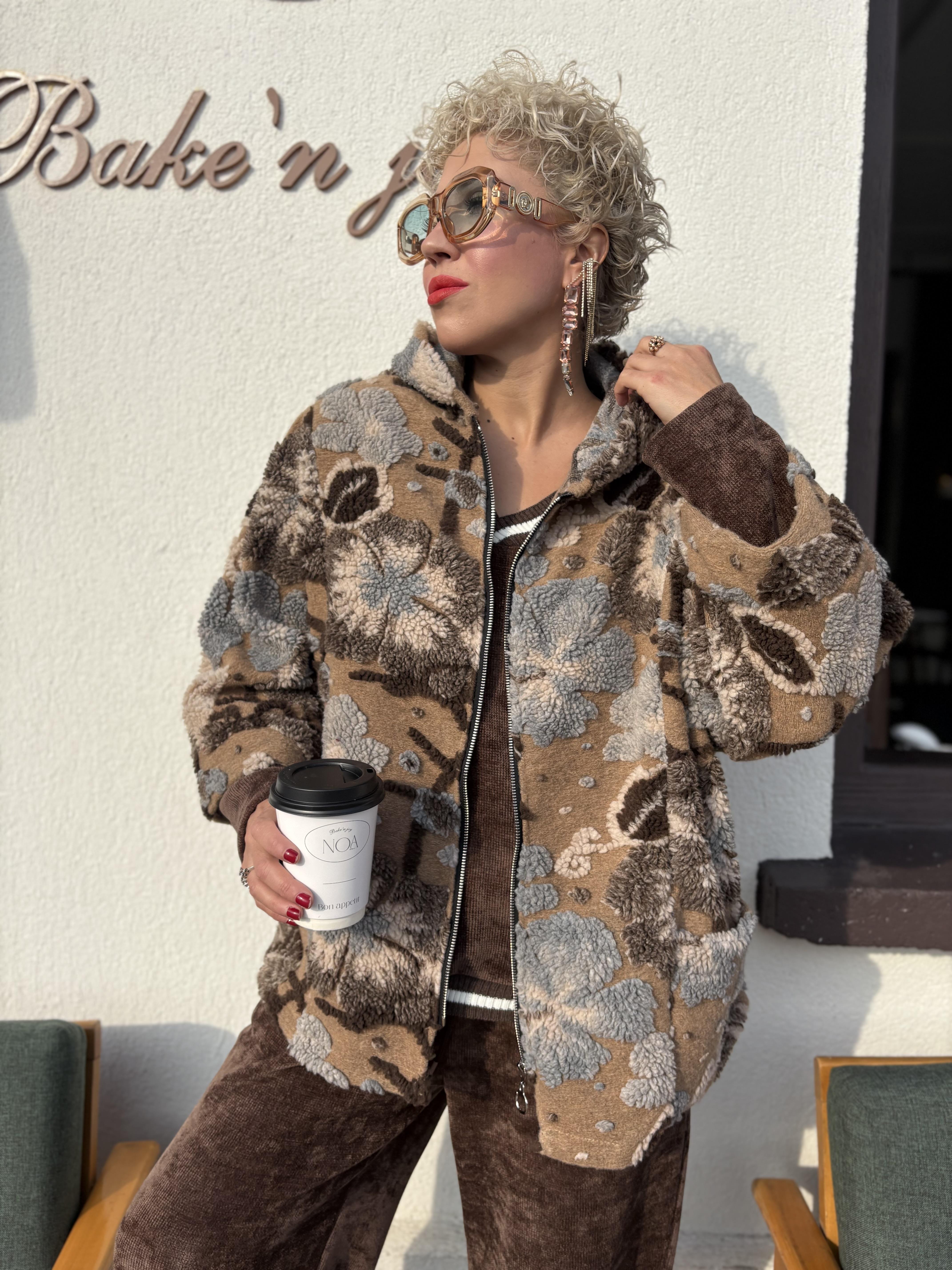 İthal Kapşonlu Kısa Keçe Ceket 9