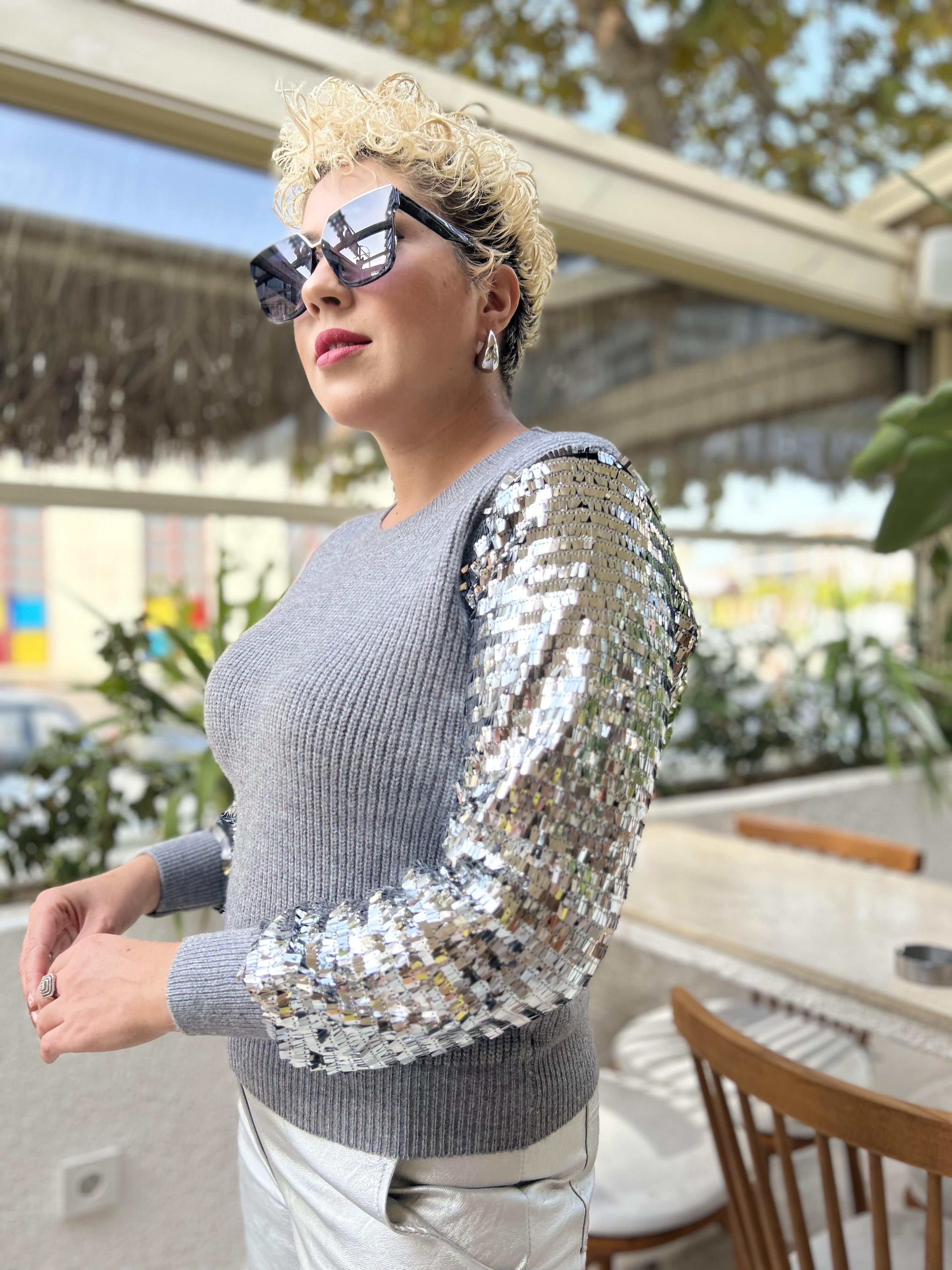 İthal Kolları Payetli Silver Kazak