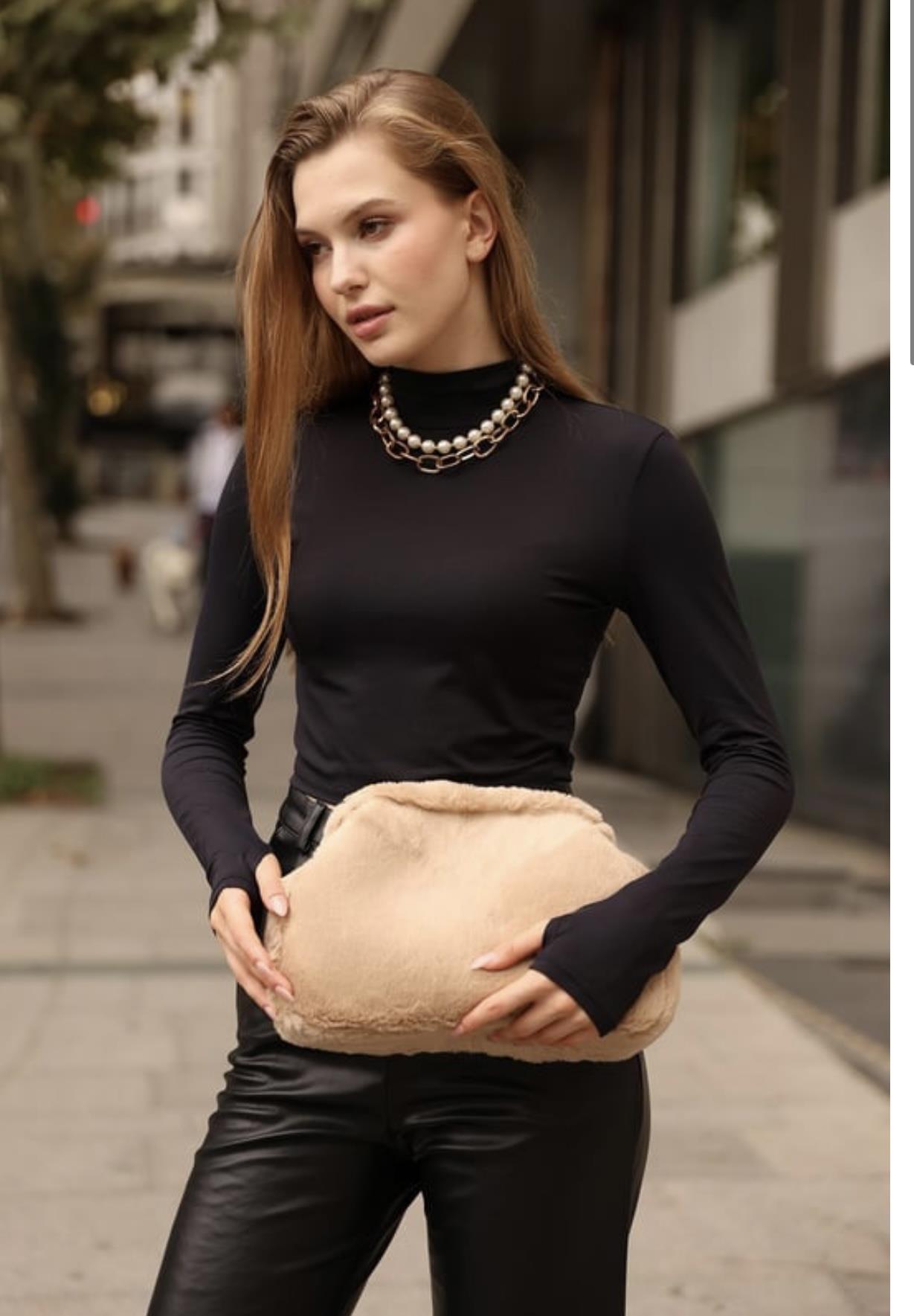 İthal Peluş Camel Clutch Portföy Çanta