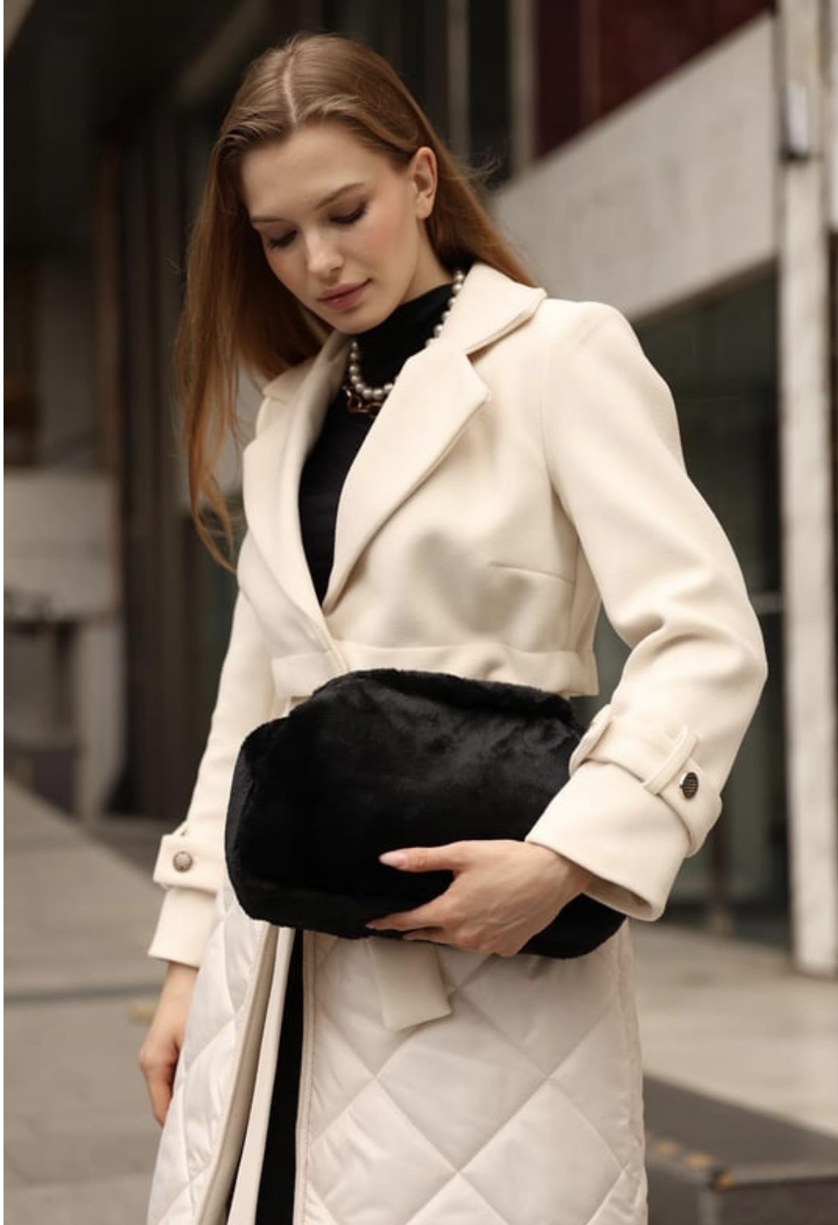 İthal Peluş Siyah Clutch Portföy Çanta