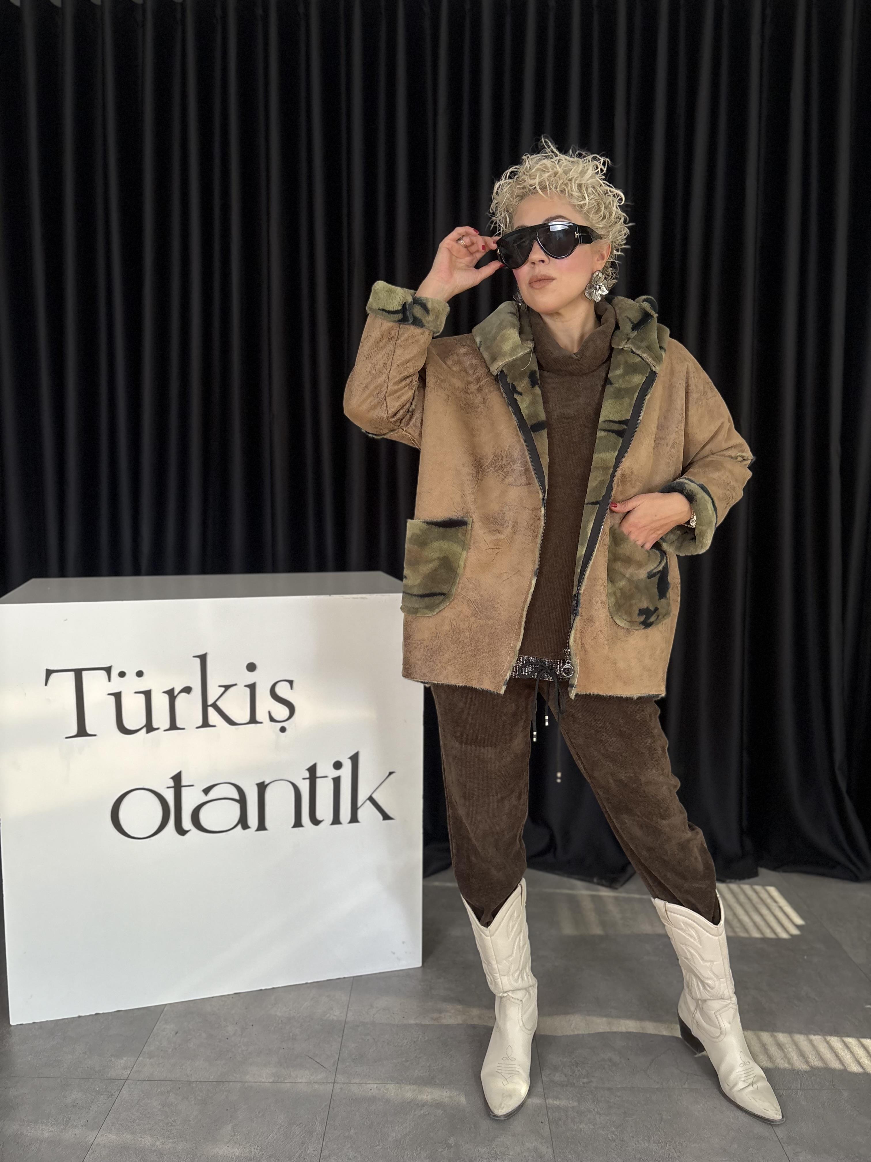 Kamuflaj Detaylı Camel Nubuk İtalyan Kısa Kaban