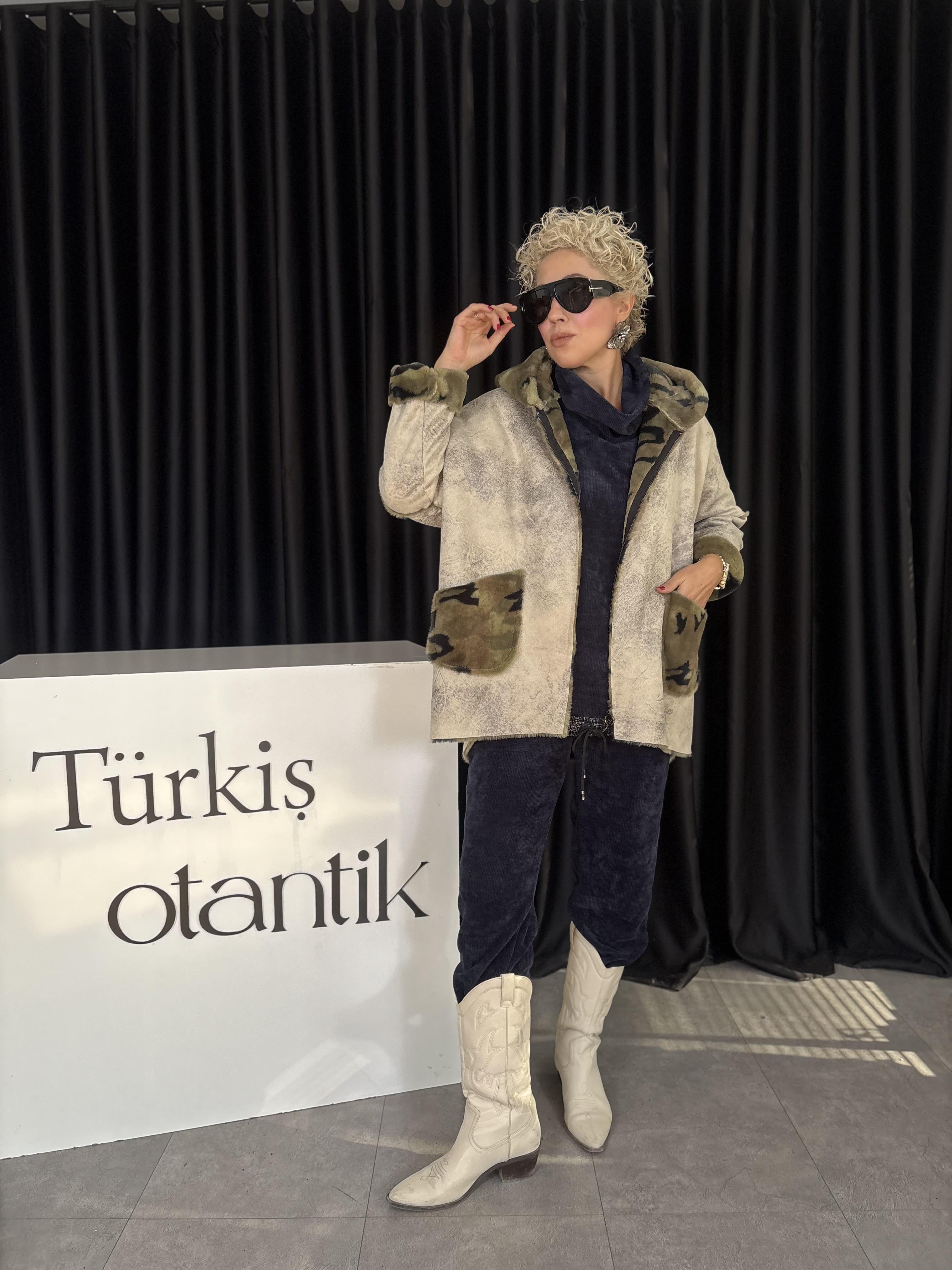 Kamuflaj Detaylı Krem Nubuk İtalyan Kısa Kaban