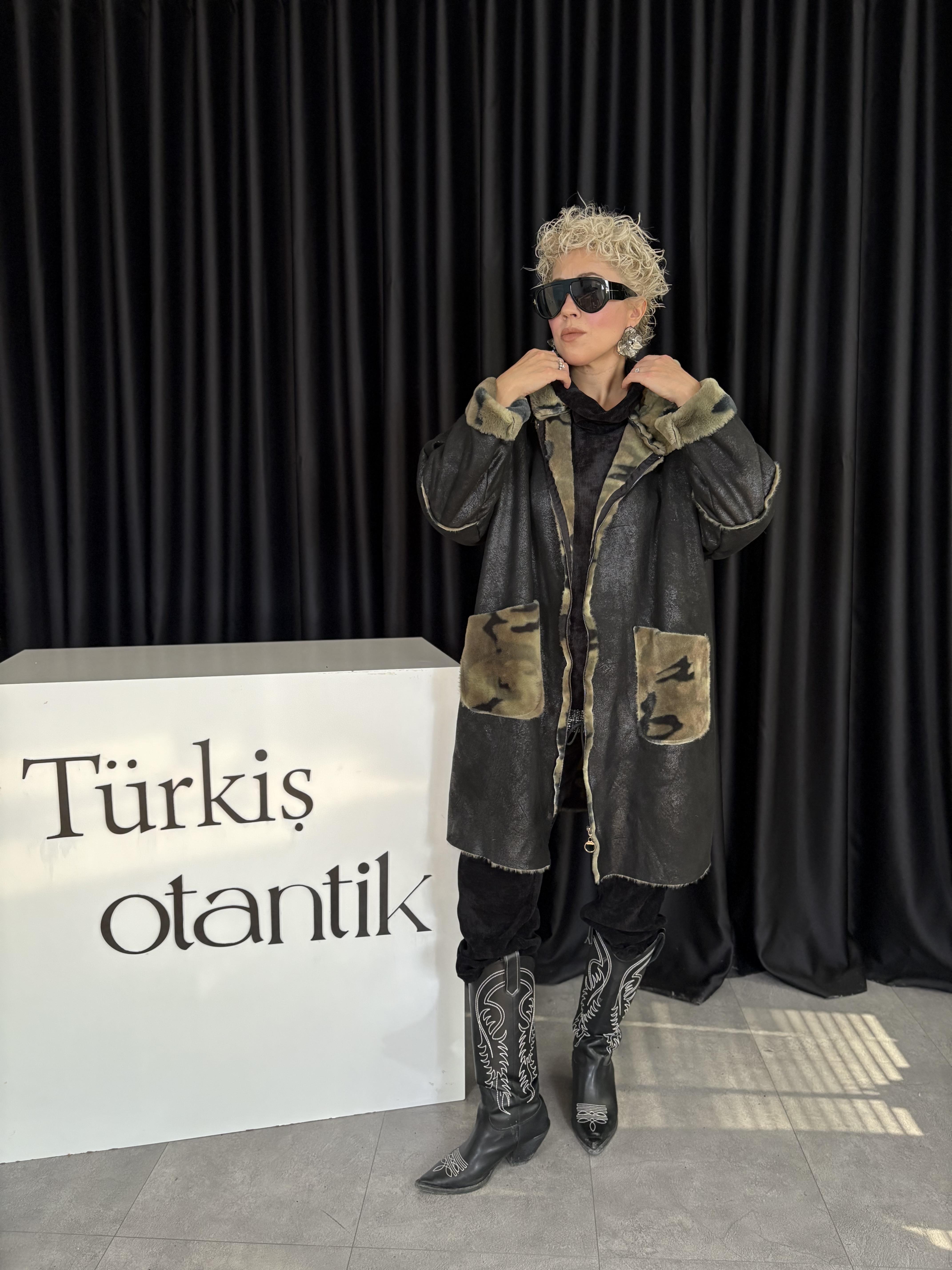 Kamuflaj Detaylı Siyah Nubuk İtalyan Kaban