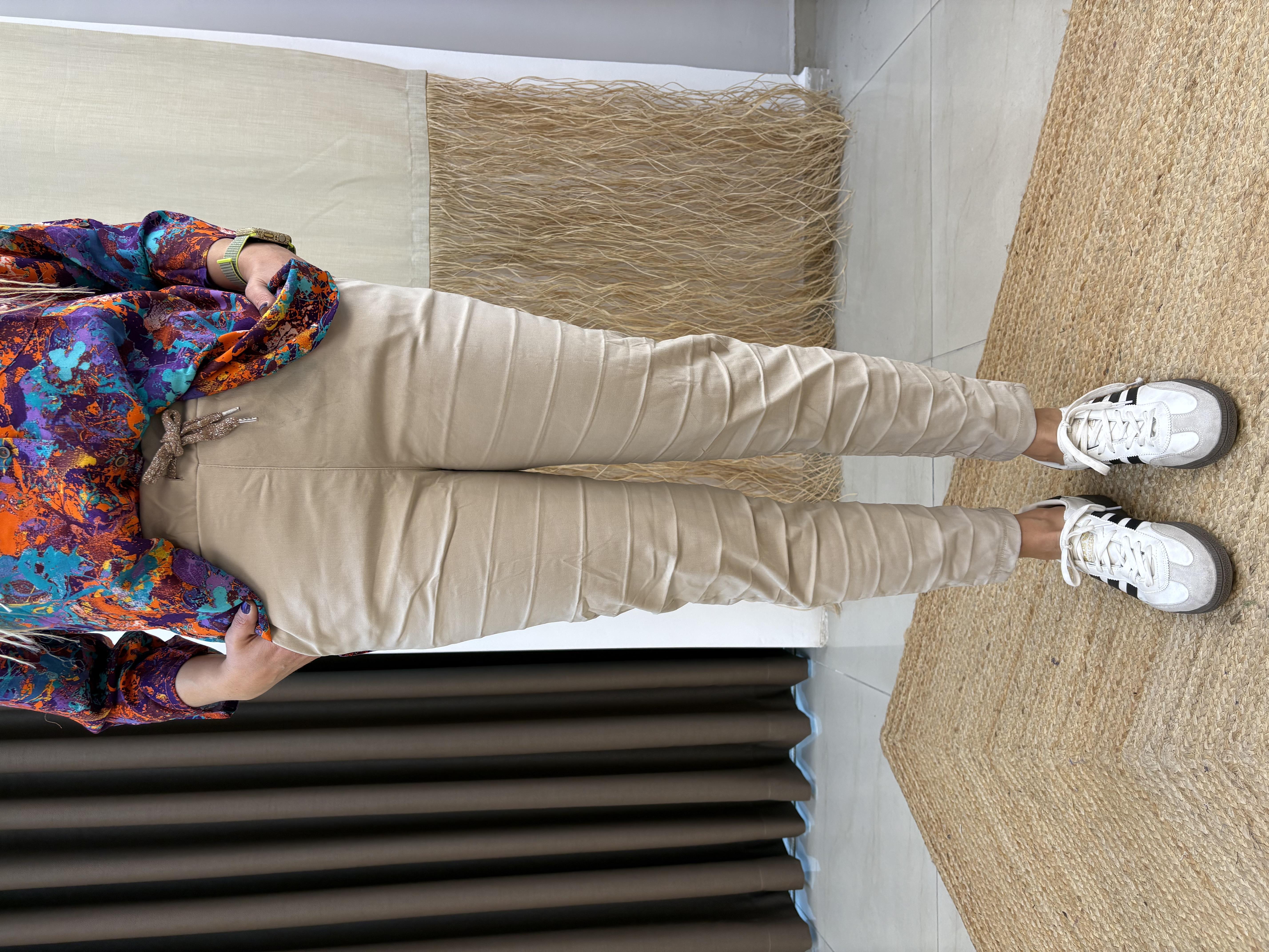 Krem Sihirli Pantolon