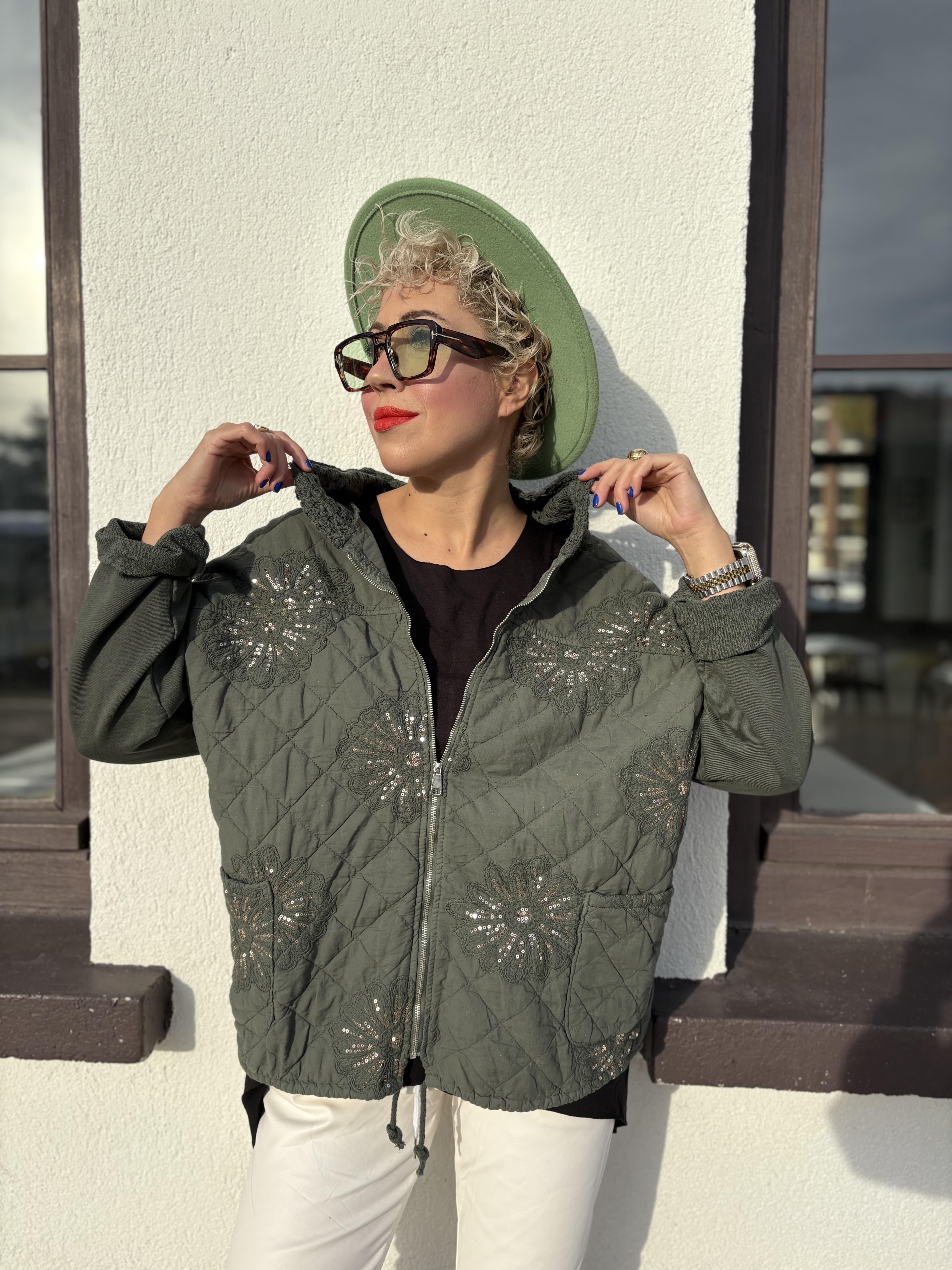 Payet İşlemeli İtalyan Haki Kapitone Ceket