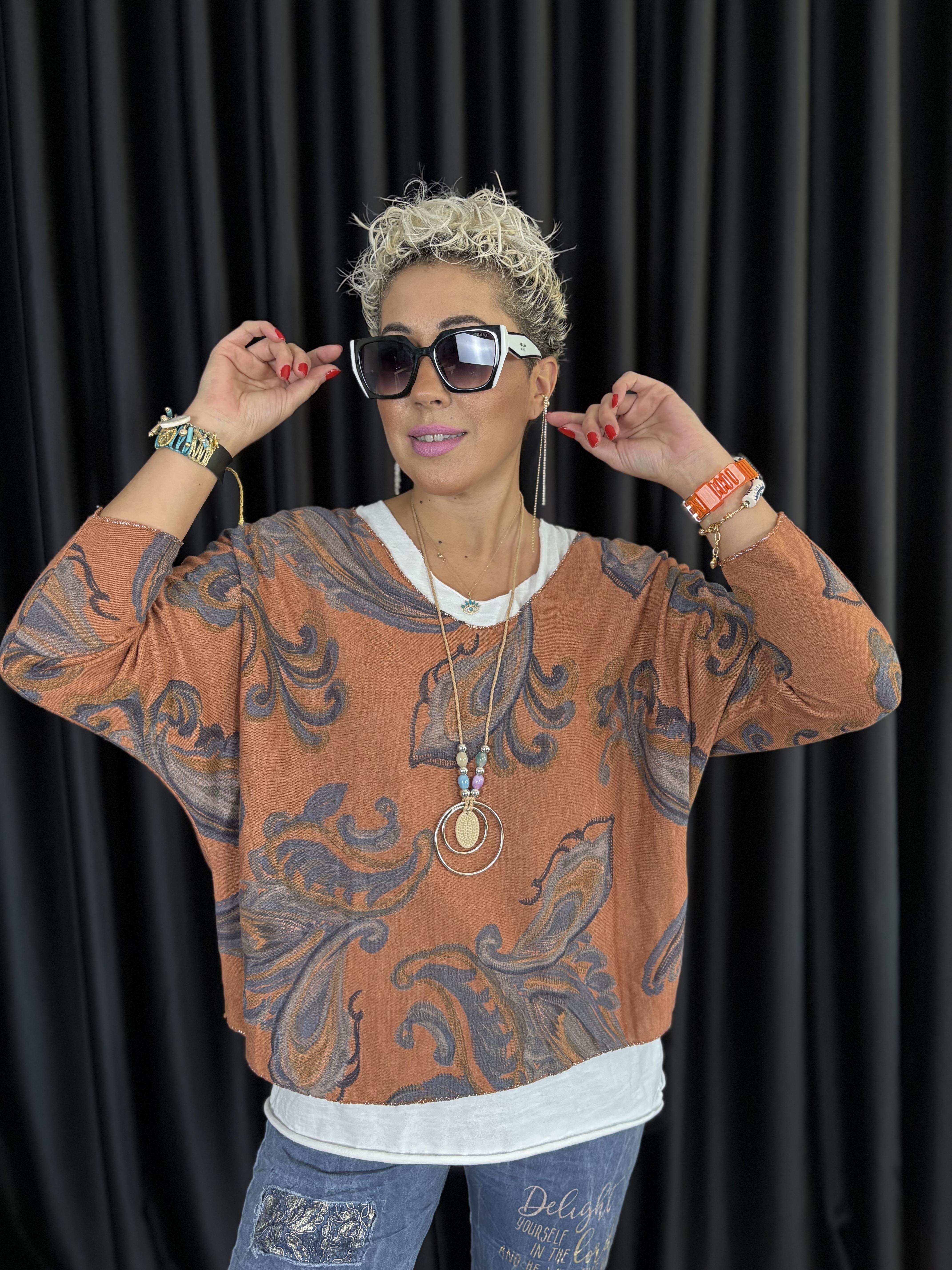 Şal Desen Kolyeli İtalyan Kremit İkili Bluz