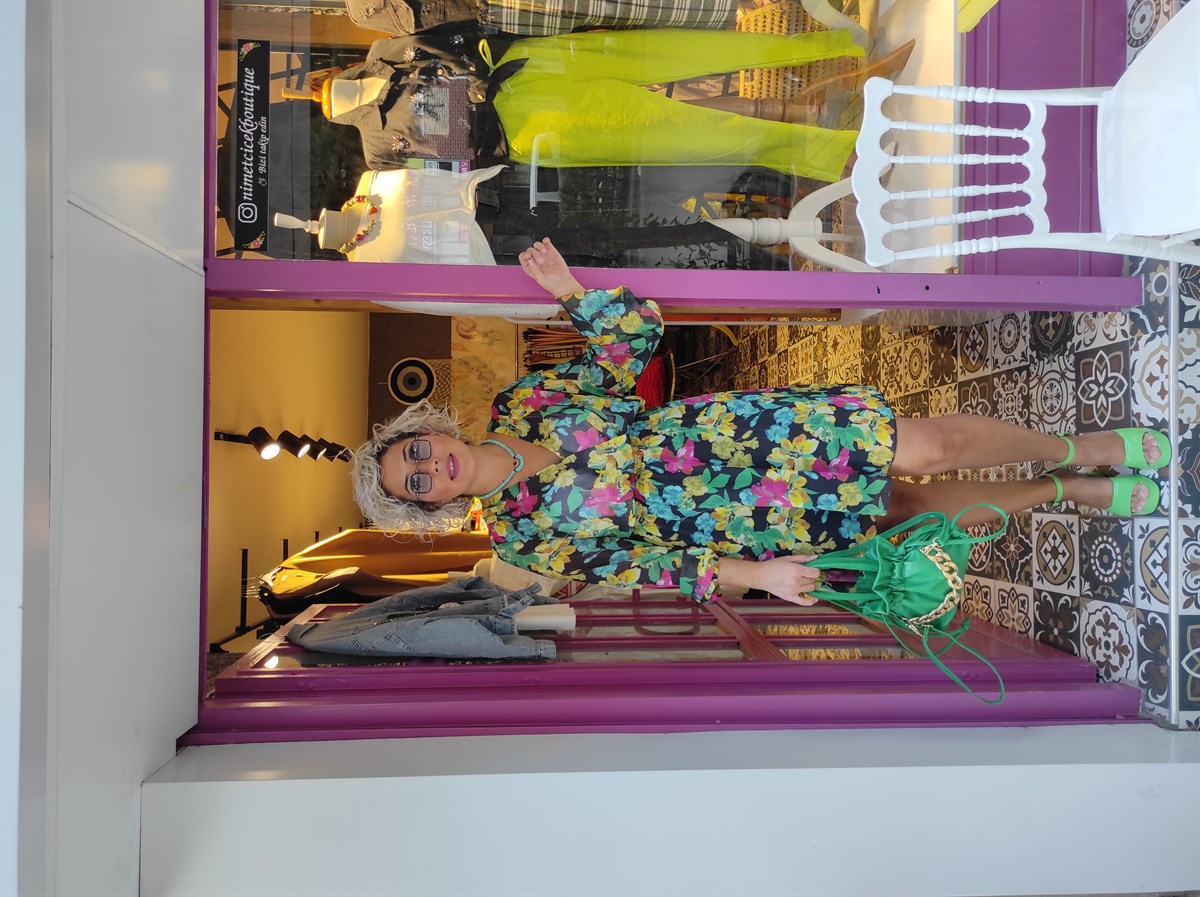 Siyah Çiçekli Şifon  Elbise