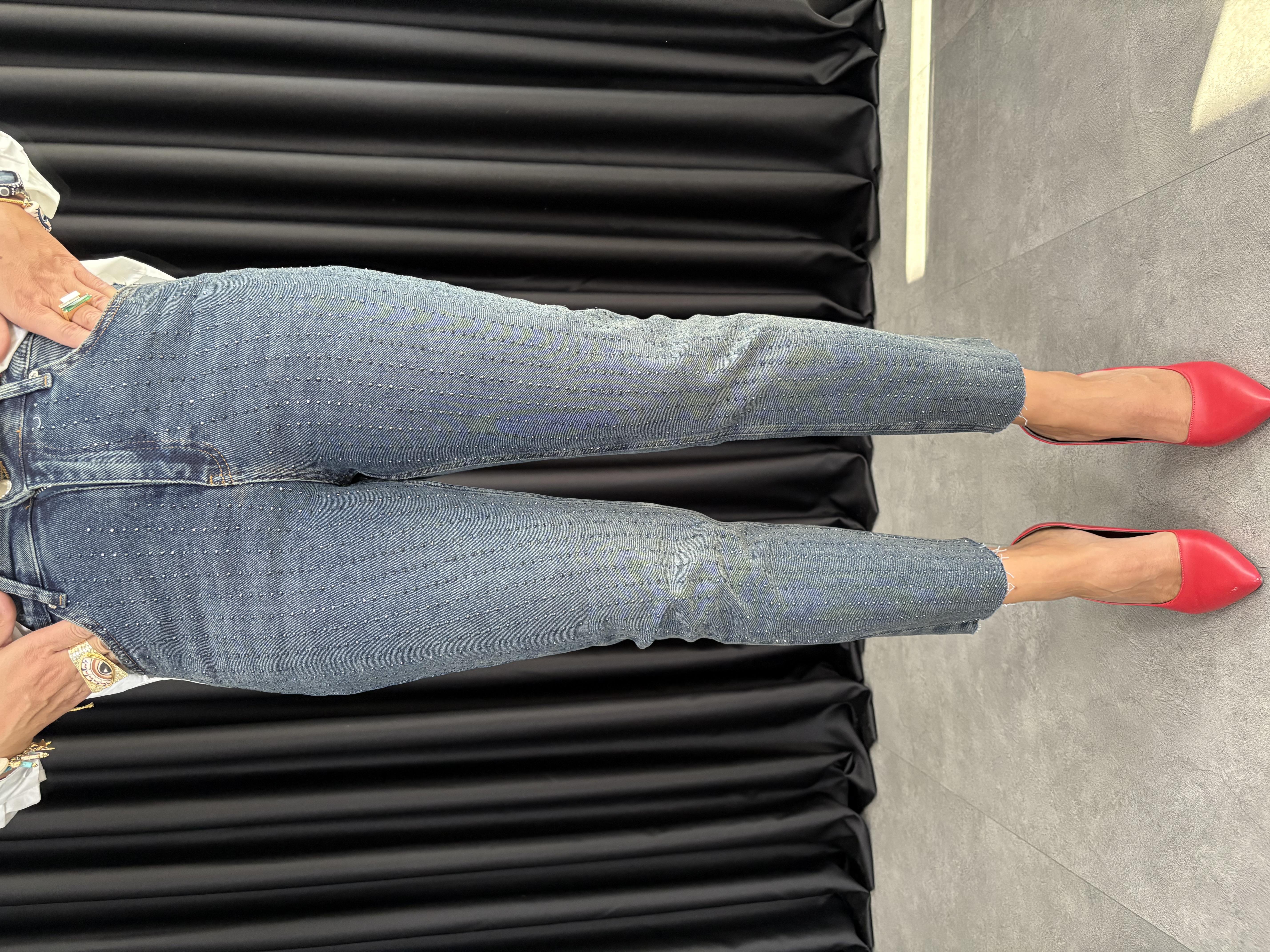 Taş Detaylı Lacivert Jean Pantolon