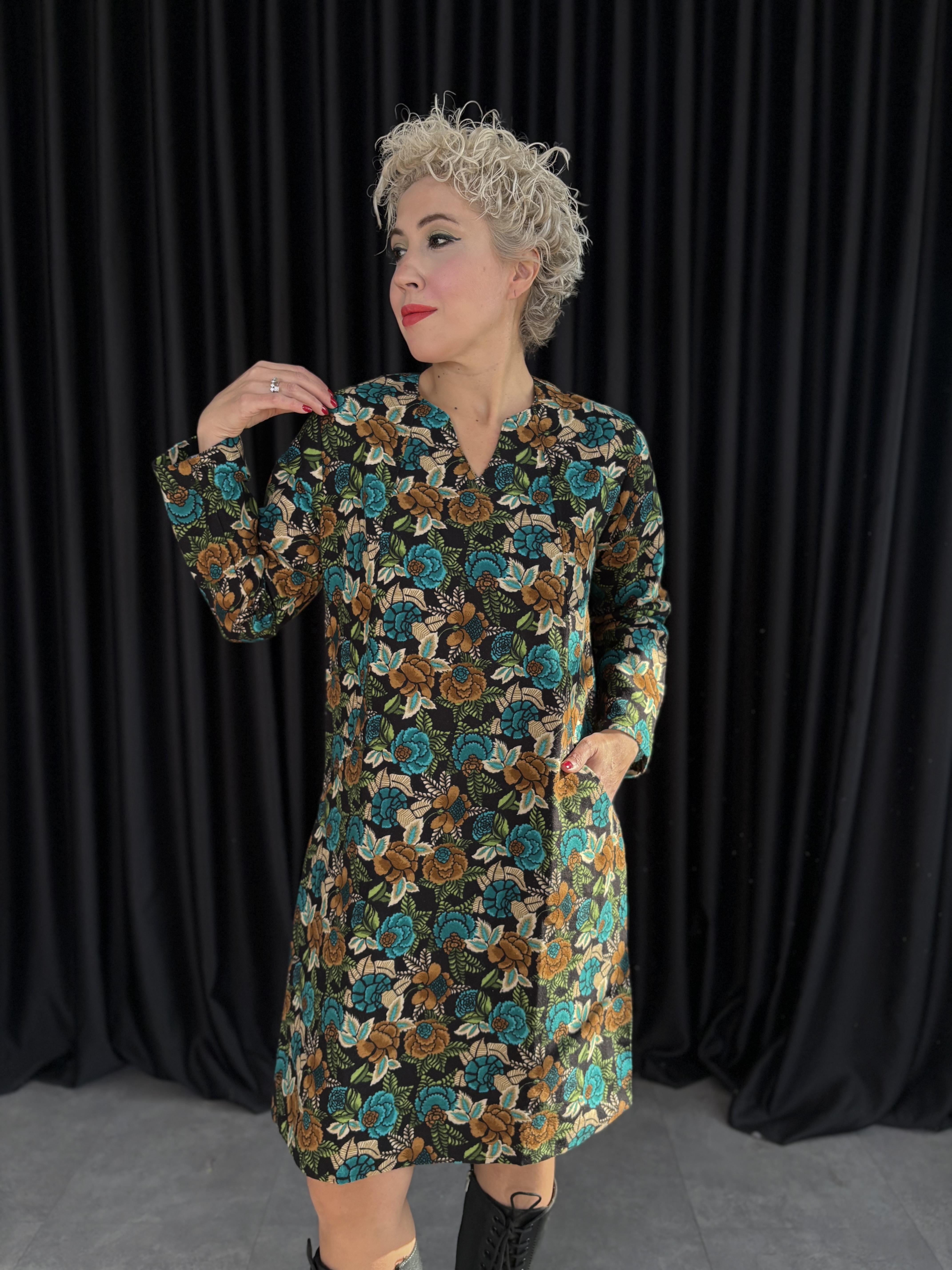 Yeşil Çiçek Desenli Pazen Elbise