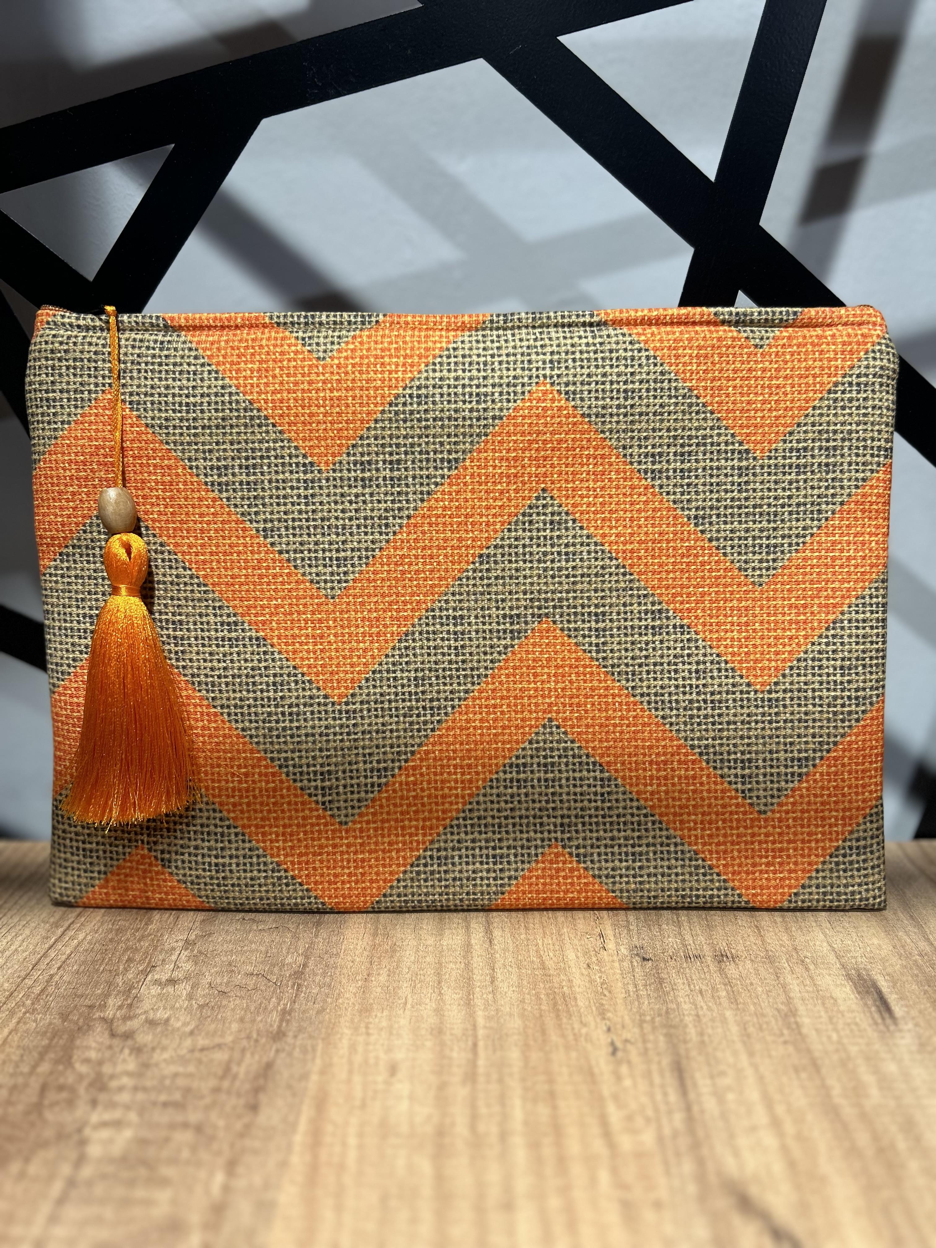 Zikzak Desenli Clutch Çanta