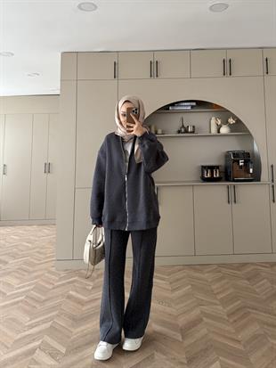 Aida Taşlı Üç İplik Takım Antrasit