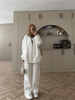 Aida Taşlı Üç İplik Takım Beyaz