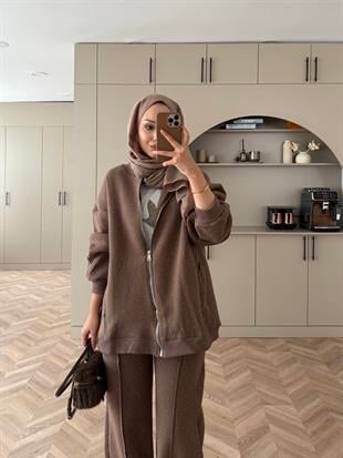 Aida Taşlı Üç İplik Takım Kahve