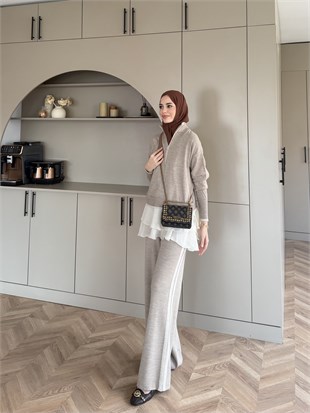 Aksis Fırfır Detaylı Triko Pantolonlu Takım Vizon (1143)