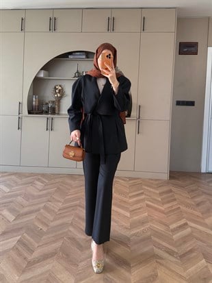 Alvena Geniş Yaka Kruvaze Ceket Takım Lacivert (26061)