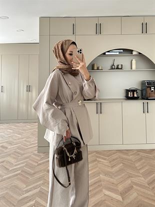 Alis Arkası Fırfırlı Broş Detaylı Cupra Takım Taş (4400)