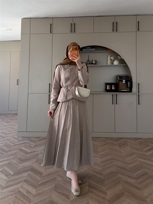 Arna Broş Detaylı Etekli Takım Bej (4067)