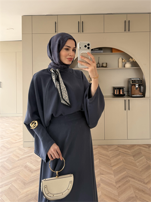 Arve Fular Detaylı Etekli Takım Lacivert (2295)