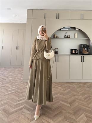 Broş Detaylı Pileli Etekli Takım Haki (4067)