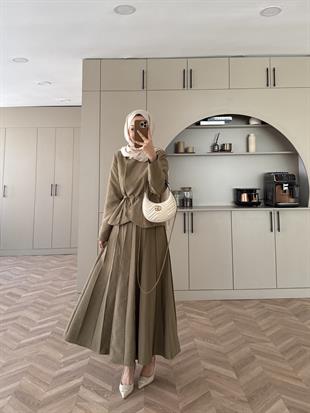 Broş Detaylı Pileli Etekli Takım Haki (4067)