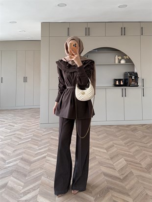 Capri Yaka Detaylı Kot Takım Acı Kahve (2014)