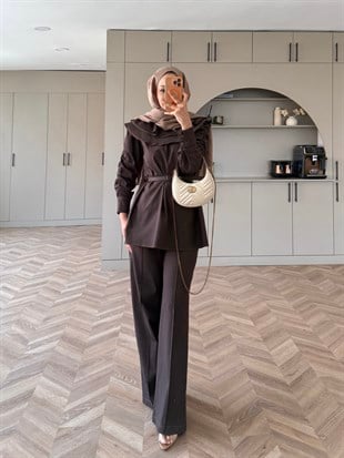 Capri Yaka Detaylı Kot Takım Acı Kahve (2014)