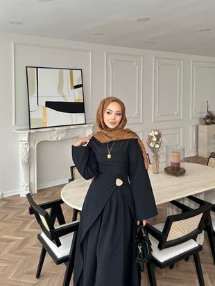 Carla Qupra Piliseli Elbise Siyah