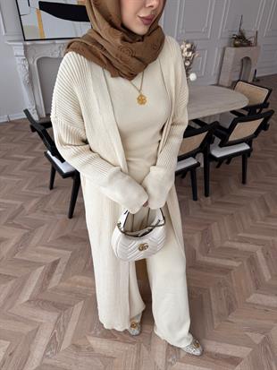 Ciara Süveterli Pantolonlu Takım Ekru