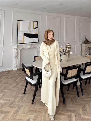 Ciara Süveterli Pantolonlu Takım Ekru