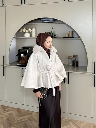 Darby Yakası Kürk Detaylı Angora Panço Ekru