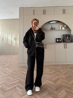 Delma Üç İplik Fermuarlı Takım Siyah