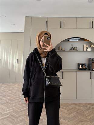 Delma Üç İplik Fermuarlı Takım Siyah
