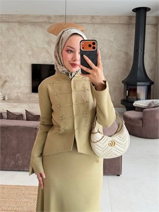 Dora Çıtçıt Detaylı Etekli Takım Yağ Yeşili (503)