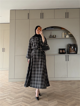 Ebony Bağlamalı Ekose Etekli Takım Füme (2336)