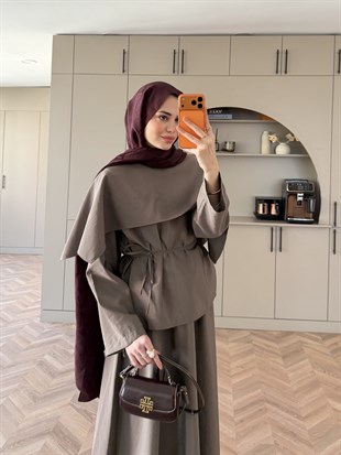 Elegant Pelerinli Etekli Takım Vizon (4454)