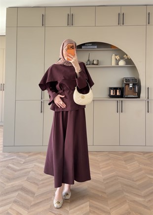 Elegant Pelerinli Etekli Takm Mürdüm (4454)