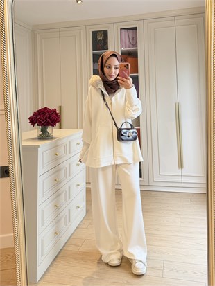 Ella Kürk Yaka Detaylı Pantolonlu Takım Beyaz (8078)