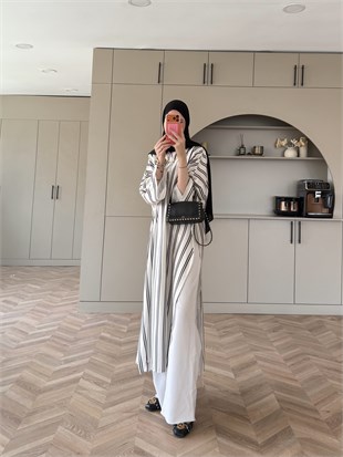 Ely Çizgili Saten Yırtmaçlı Bluz Siyah (4536)