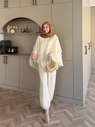 Feely Yarasa Kol Pantolonlu Takım Ekru (5799)