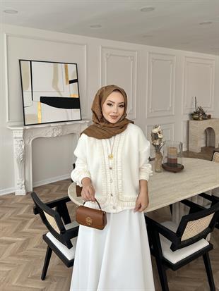 Fırfır Detaylı Peluş Hırka Ekru 