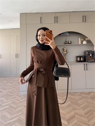 Gazel Önden Yırtmaçlı Etekli Takım Acı Kahve (4417)