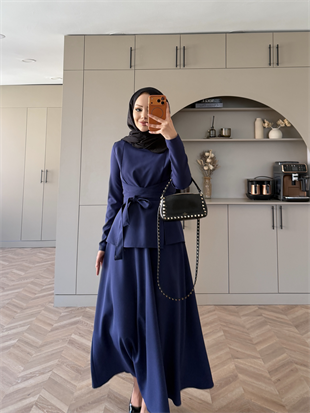 Gazel Önden Yırtmaçlı Etekli Takım Lacivert (4417)