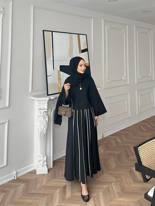 Grayle Biye Detaylı Scuba Etekli Takım Siyah