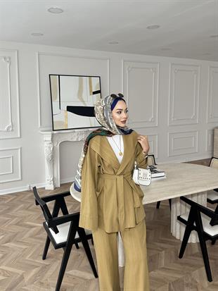 Peka Yakalı Takım Yağ Yeşili