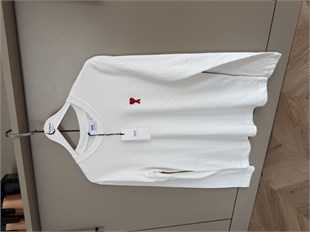 Kalp Detaylı Marka Basic Sweat Beyaz